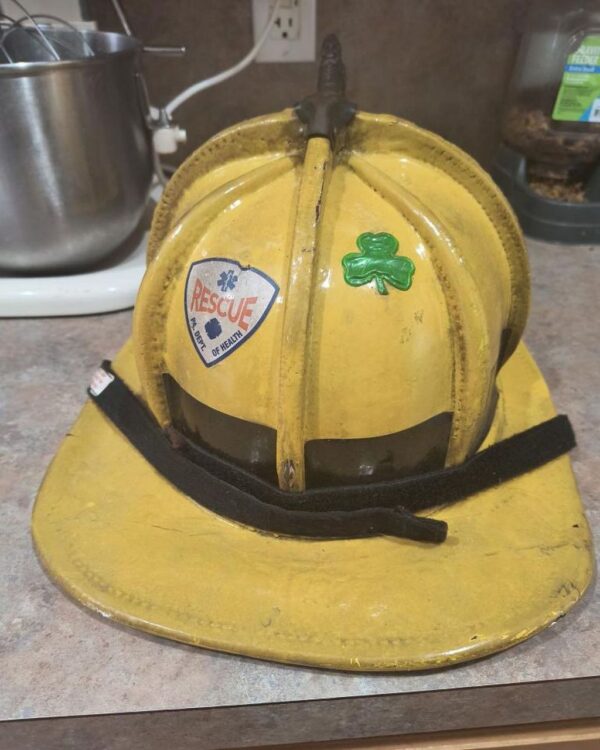 1999 Cairns N5A Fire Helmet