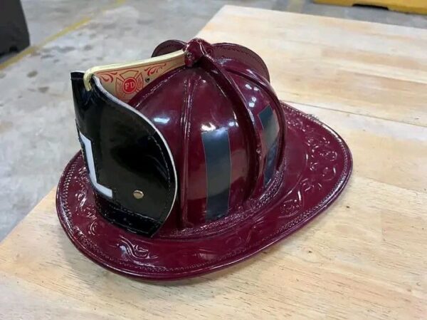 2016 Cairns G5A Fire Helmet - Image 6