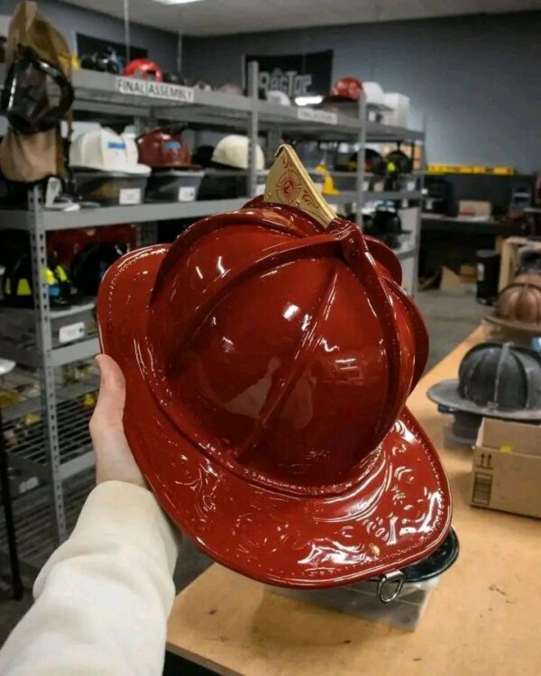 Custom 2023 Cairns N5A Fire Helmet Refurb - Image 6